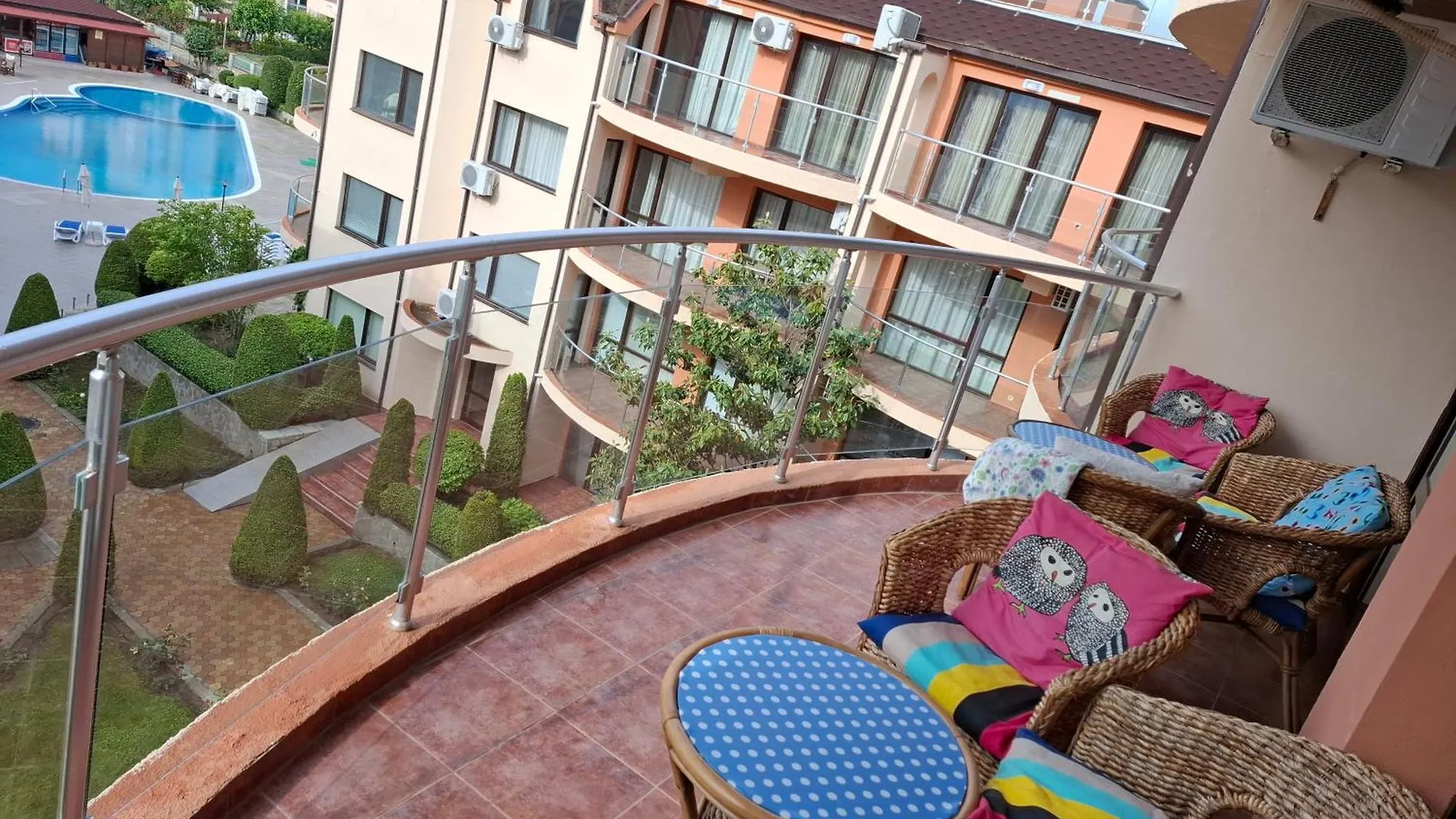 Magnolia Apartments Ravda